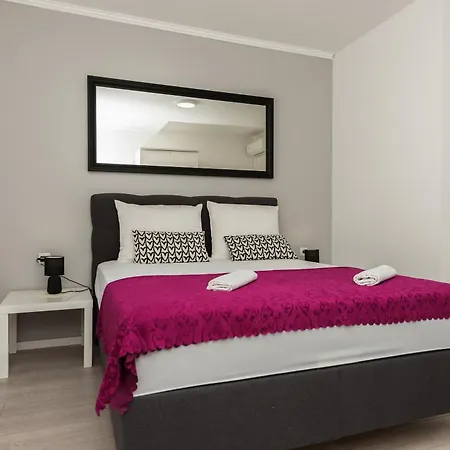 Apartment Diaria Makarska