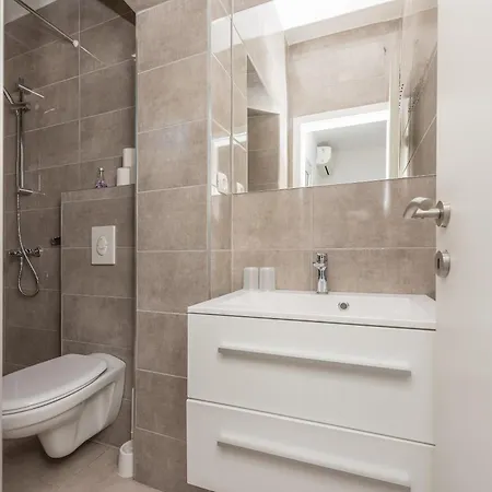 Apartment Diaria *