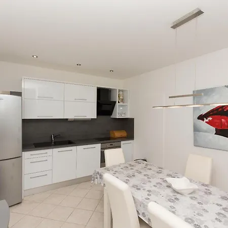 Apartment Diaria *